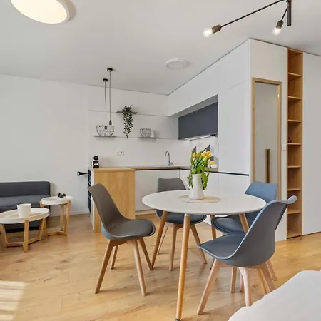 Lam Concrete - Ac - Balcony * Μπρατισλάβα