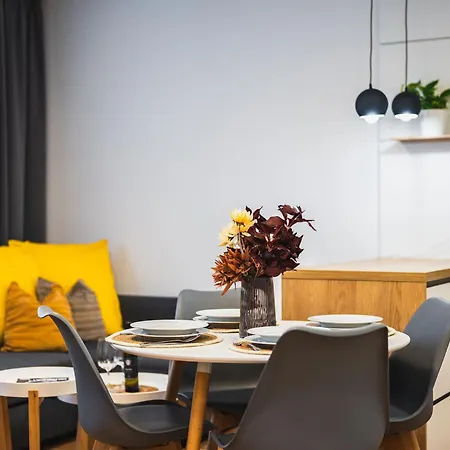 Bnb Budysinska Apartment With Balcony