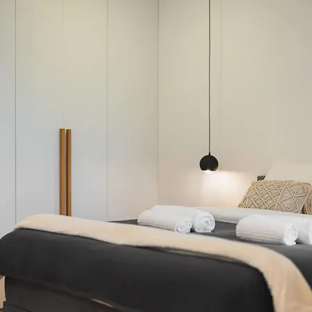 Bnb Budysinska Apartment With Balcony Apartment *