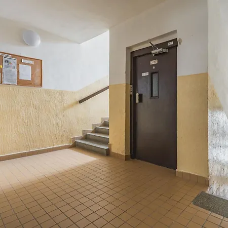 Bnb Budysinska Apartment With Balcony Apartment *