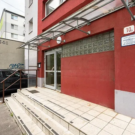 Bnb Budysinska Apartment With Balcony * Bratislava