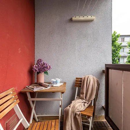 Bnb Budysinska Apartment With Balcony *