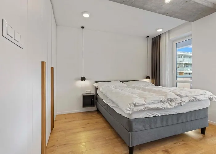 Apartment Lam Concrete - Ac - Balcony Pressburg